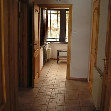 Apartmán Parterowy 2 Pokojowy W Dolnym Sopocie, Ul Chrobrego, 270m Do Plazy, 500m Do Monte Cassino *