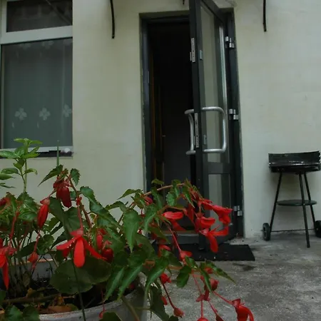 W Dolnym Sopocie, Ul Chrobrego, 270m Do Plazy, 500m Do Monte Cassino * Sopot