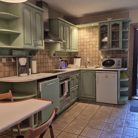 Appartement Parterowy 2 Pokojowy W Dolnym Sopocie, Ul Chrobrego, 270m Do Plazy, 500m Do Monte Cassino *