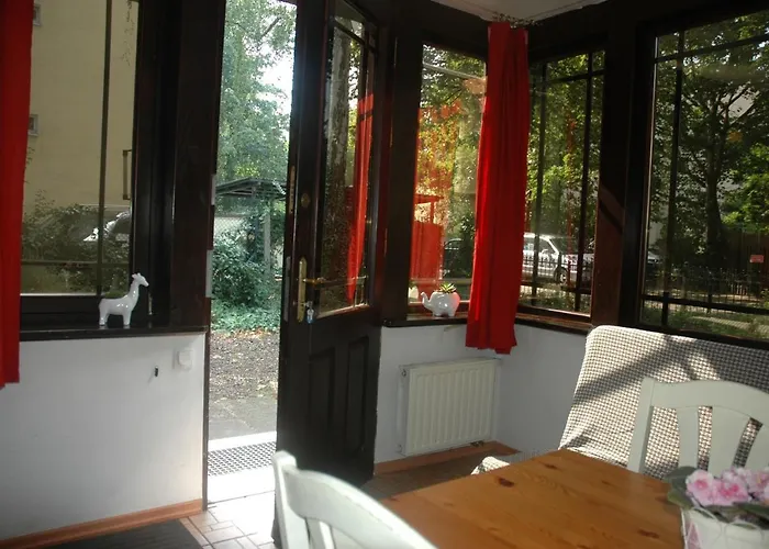 W Dolnym Sopocie, Ul Chrobrego, 270m Do Plazy, 500m Do Monte Cassino